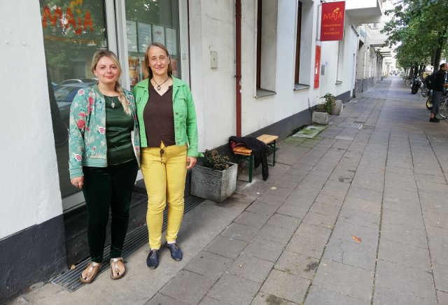 Sabrina Feldmann (l.) und Susanne Grünhagen arbeiten im bedrohte...