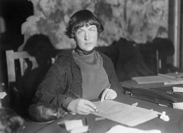 Alexandra Kollontai, erste Ministerin und Botschafterin der Sowjetunion.