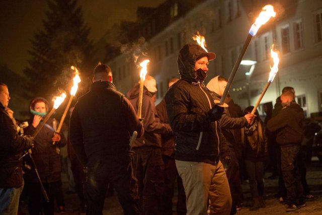 So fing es 2013 schon einmal an: Von Rechten organisierter »Lichtellauf« gegen die Unterbringung von Flüchtlingen in Schneeberg