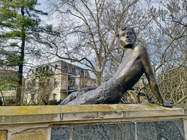 Der Junge Erich Kästner konnte sich in Dresden nicht sattsehen – und wurde zum Denkmal.