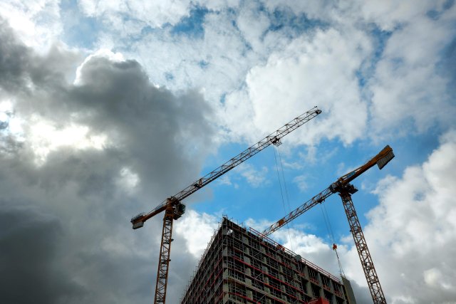 Baustelle des Estrel Tower im Bezirk Neukölln.