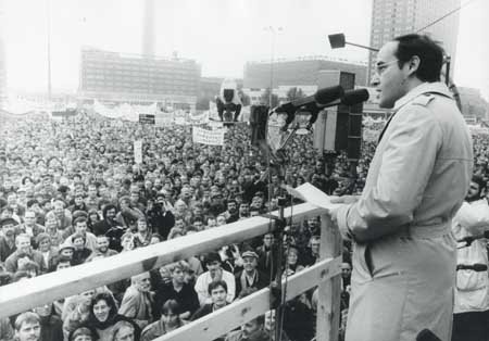 Bei der Demonstration am 4. November 1989 auf dem Alexanderplatz