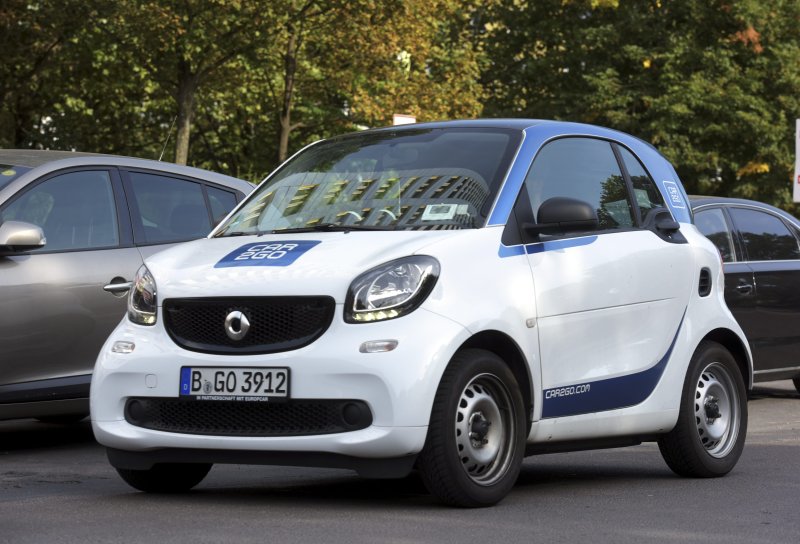 Car2go von Daimler oder Drive Now von BMW gehören längst zum Bild auf unseren Straßen. Dahinter stecken Carsharing-Anbieter.