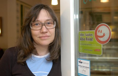 Das Caf&#233; Paula im Bezirk Pankow war im M&#228;rz 2009 unter den ersten Smiley-Besitzern.