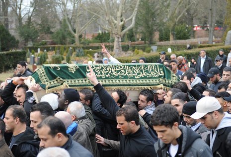 Tausende nahmen Abschied vom 18-jährigen Jussef El-A.