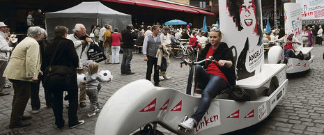 Auf Kurs, volle Fahrt, wenn nur das Ziel stimmt. Beim nd wie auch beim Fest der Linken ist man immer richtig.