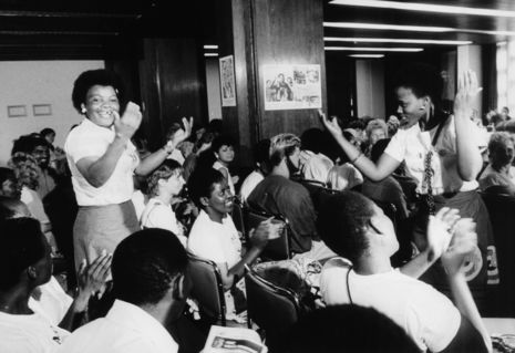 1986: Solidaritätsmeeting in Berlin zum Tag der südafrikanischen Frau mit ANC-Vertreterinnen